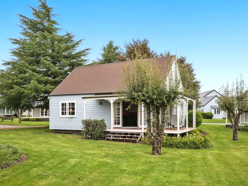 Huka Falls Motel 5*